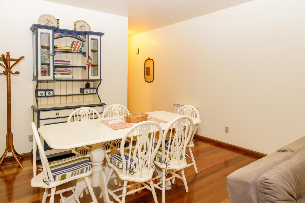 Apartamento Amplo E Aconchegante Na Av Das Hortencias No Centro De 그라마도 외부 사진