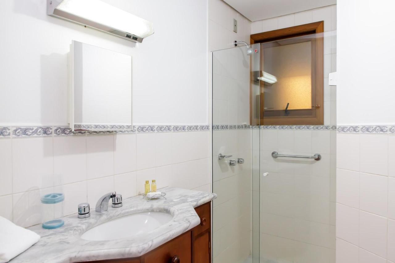 Apartamento Amplo E Aconchegante Na Av Das Hortencias No Centro De 그라마도 외부 사진