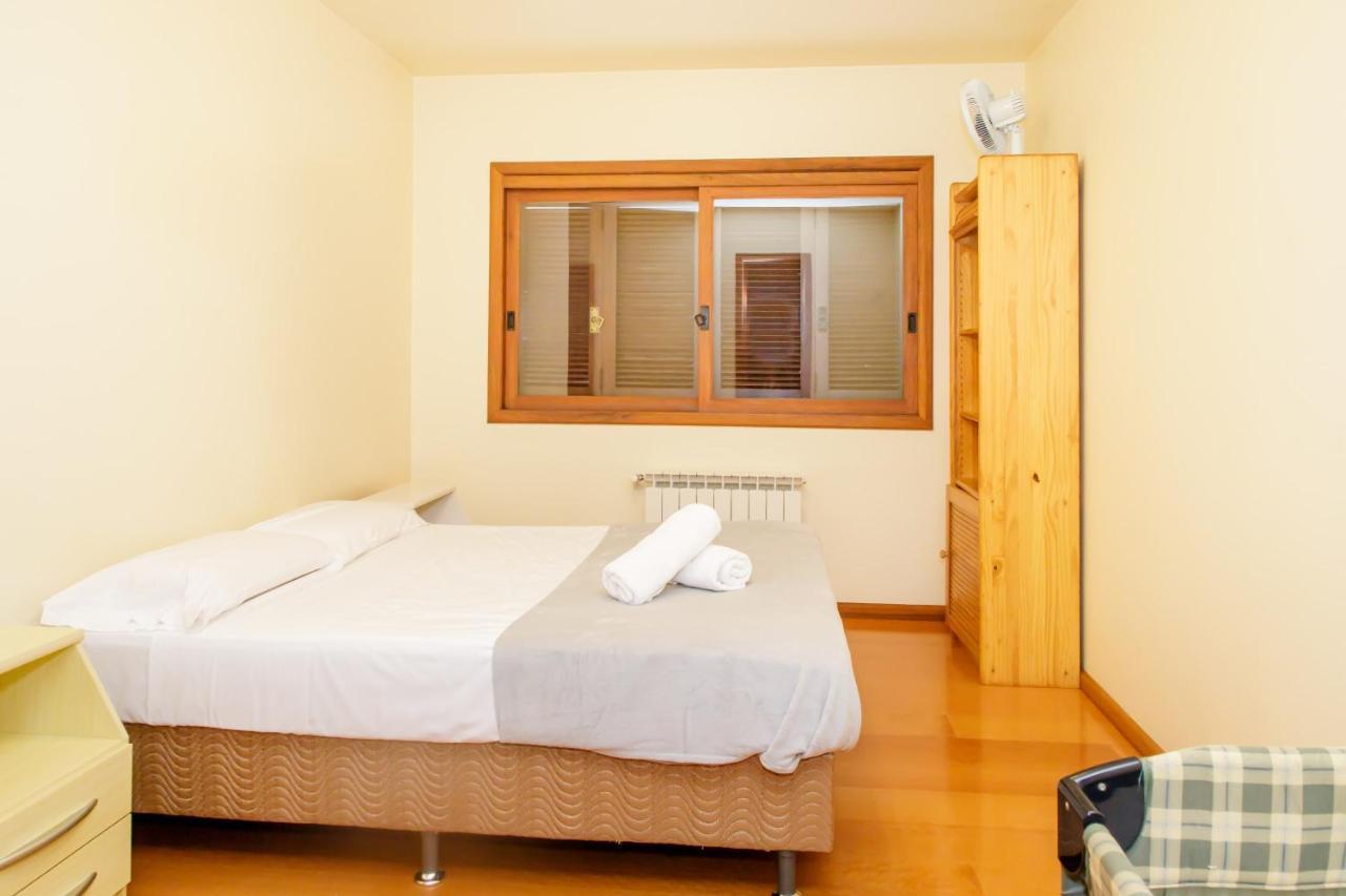 Apartamento Amplo E Aconchegante Na Av Das Hortencias No Centro De 그라마도 외부 사진