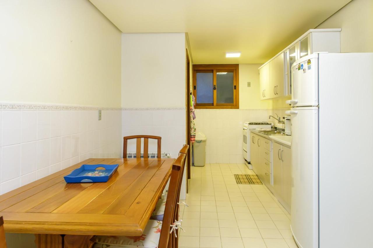 Apartamento Amplo E Aconchegante Na Av Das Hortencias No Centro De 그라마도 외부 사진