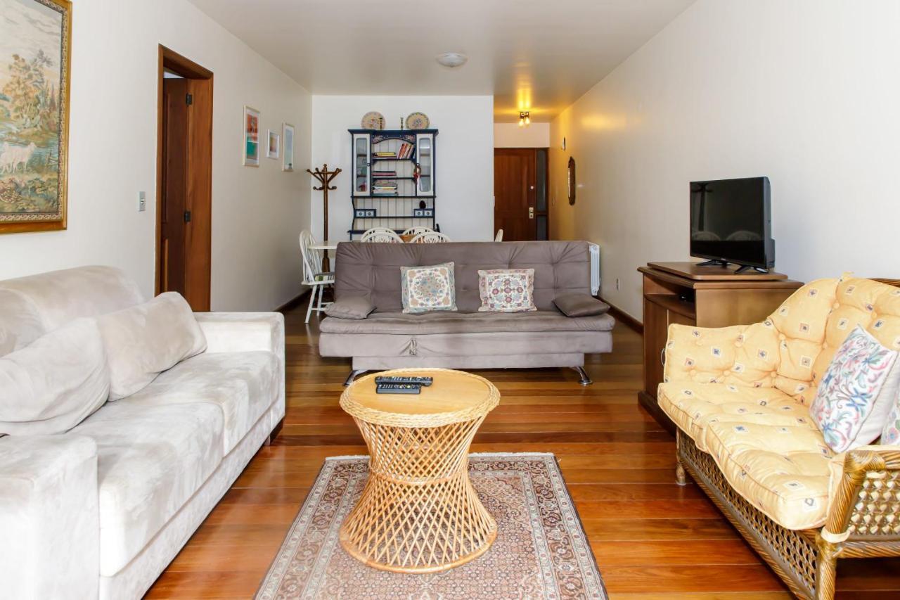 Apartamento Amplo E Aconchegante Na Av Das Hortencias No Centro De 그라마도 외부 사진