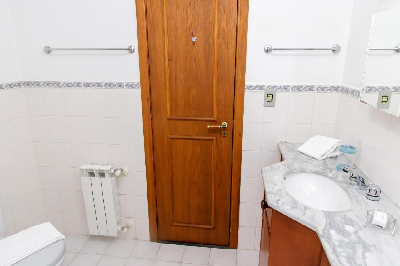 Apartamento Amplo E Aconchegante Na Av Das Hortencias No Centro De 그라마도 외부 사진